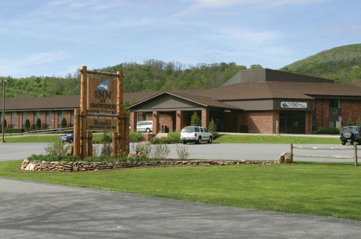 Inn At Snowshoe Buitenkant foto